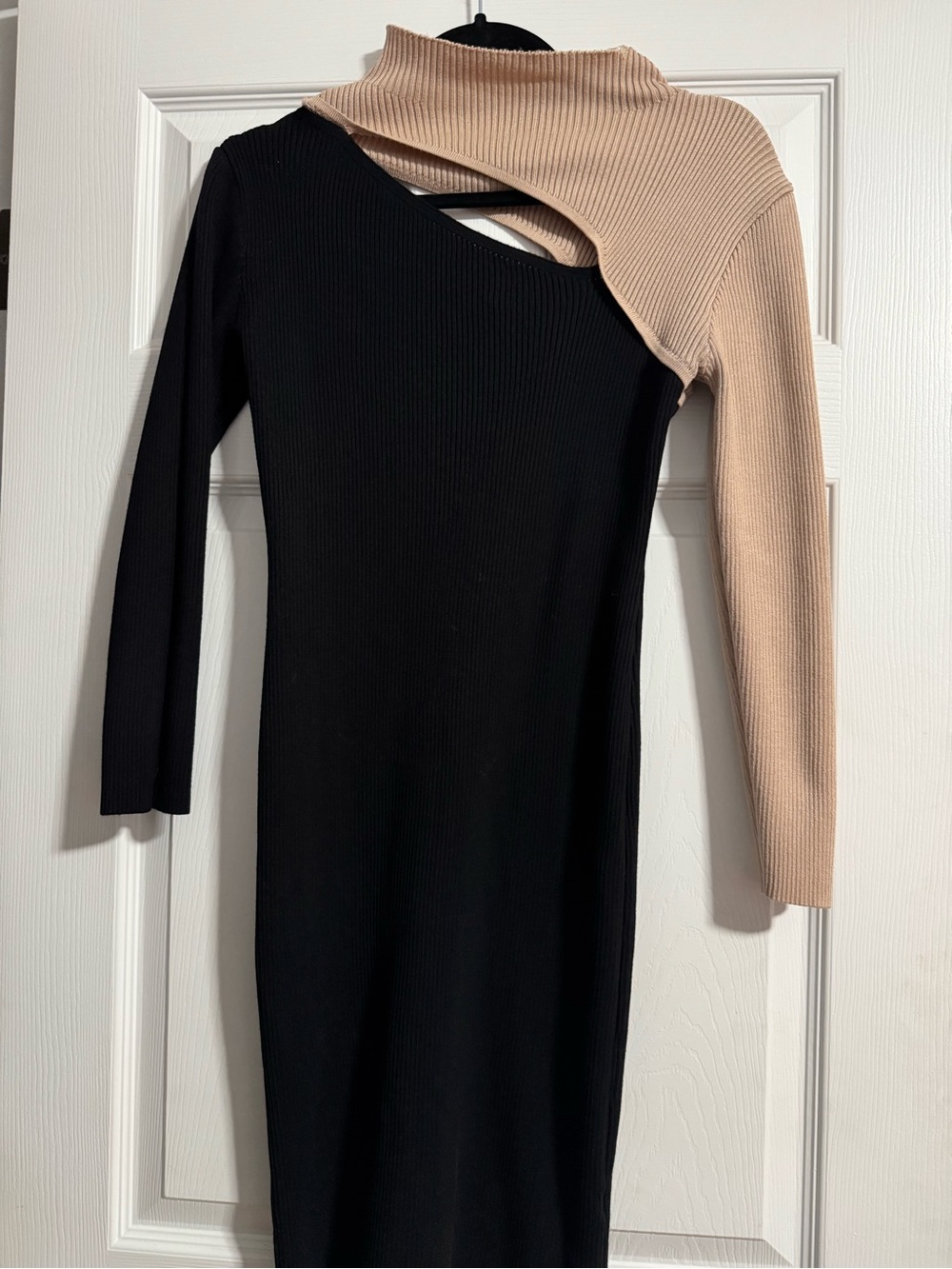 Fashion Nova Black & Beige Asymmetrical Ribbed Midi Dress